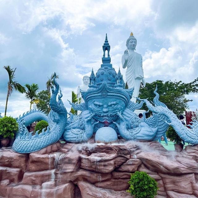 วัดไตรสามัคคี (เกาะนาคเมืองบาดาล)