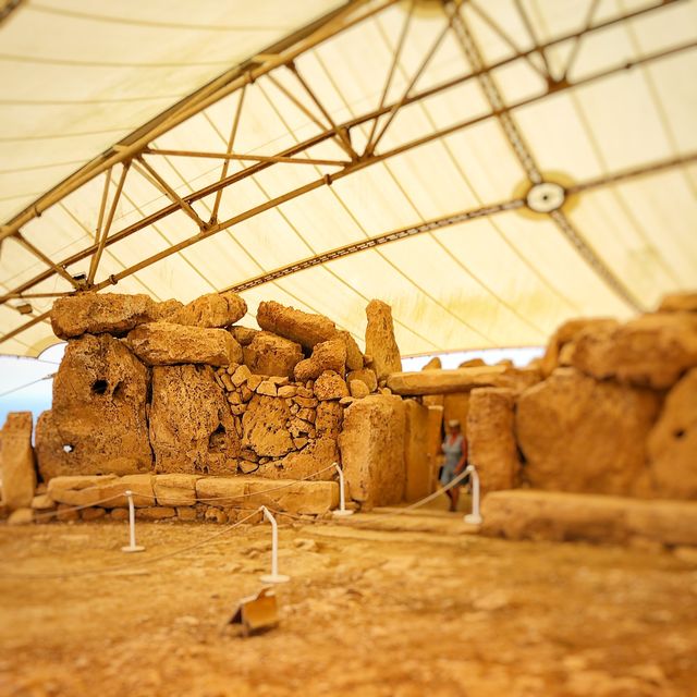 古代の巨石神殿ハジャールイム神殿