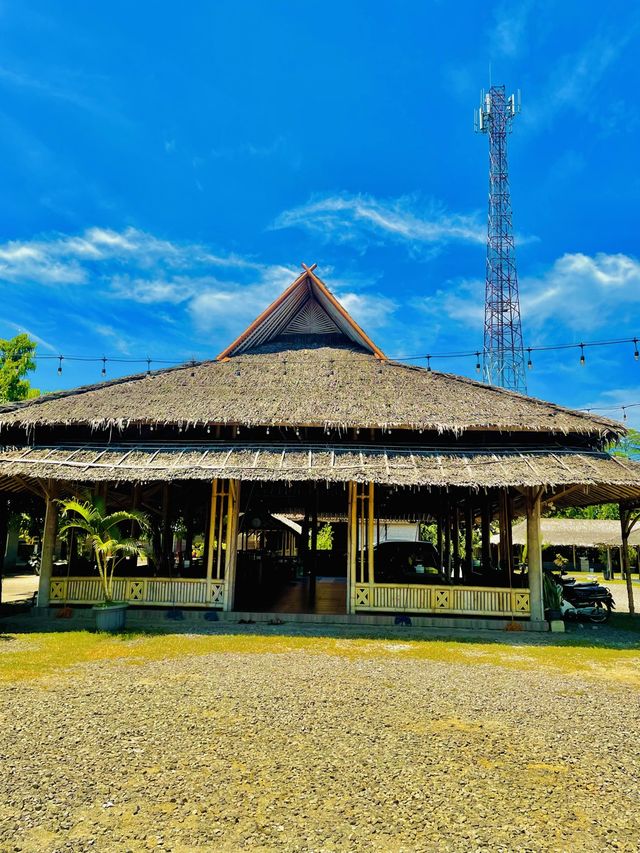 Nice Seafood Restaurant Near Carita Beach🏖️ 