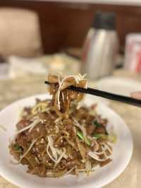 老店懷舊風味：必食乳鴿、雞粥、炒牛河