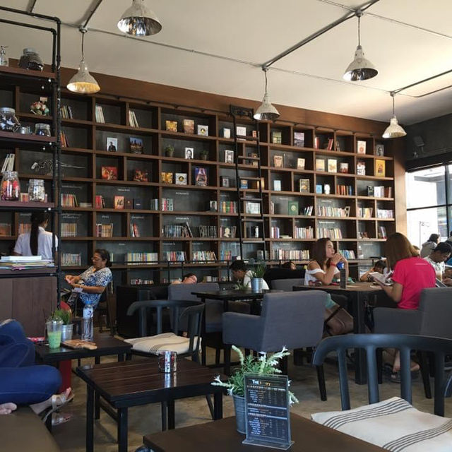 The Library Cafe' Buriram