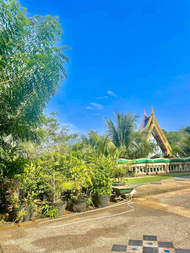 Khao Rang Samakkhitham Temple 
