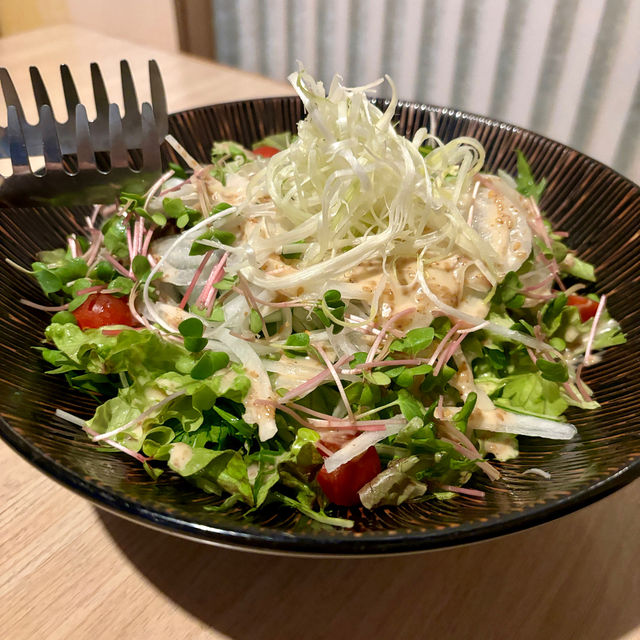 【大阪・東梅田】創作肉料理が自慢の和食居酒屋「うにくと肉寿司 夜景個室居酒屋 そざい庵 梅田・大阪駅店」