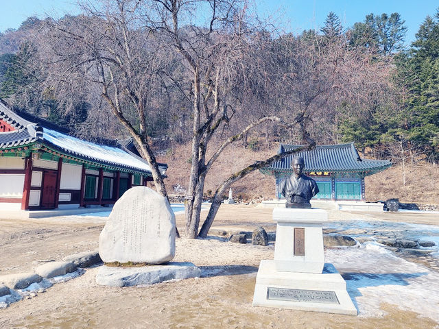 Baekdamsa Temple