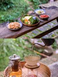 ใช้ชีวิตแบบสโลว์ไลฟ์ กับหมู่บ้านลับกลางหุบเขา 🌳
