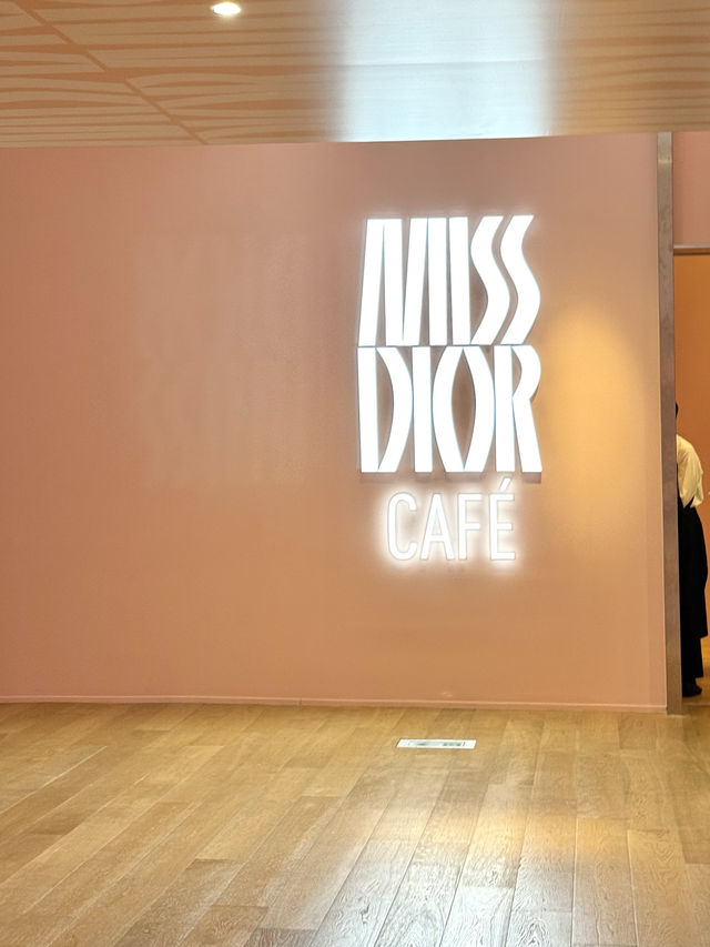 【無料】DIOR展覧会（東京/六本木）