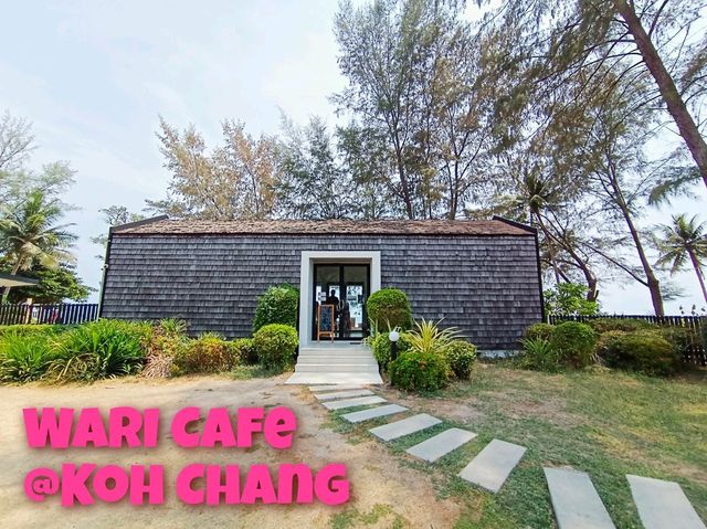 วาริ คาเฟ่ ริมทะเล