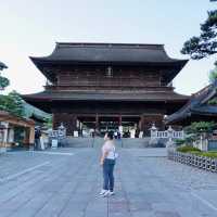 ✨Zenkoji Temple วัดเก่าแก่มีประวัติยาวนานถึง 1400