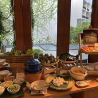 Le Meridien Phuket Mai Khao Beach Resort