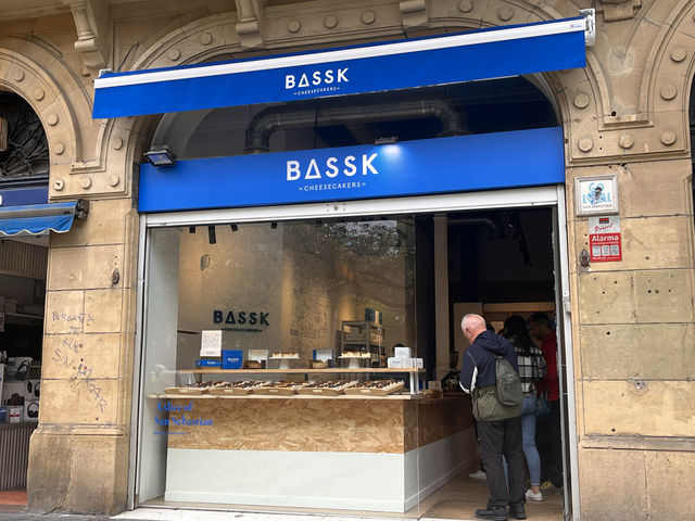 Bassk Cheesecakers@サンセバスチャン🧀
