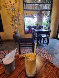 코코넛커피 맛집 웃띠크 카페(Út Tịch café) 