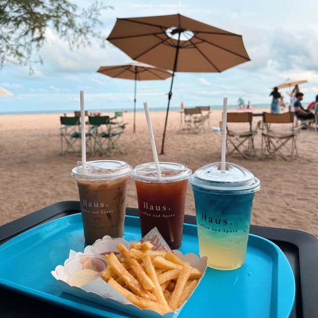 Haus คาเฟ่สุดชิลล์ ที่หาดแหลมเจริญ ระยอง 