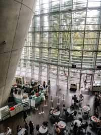 พาชมสถาปัตสวยๆที่ The National Art Center Tokyo🎌