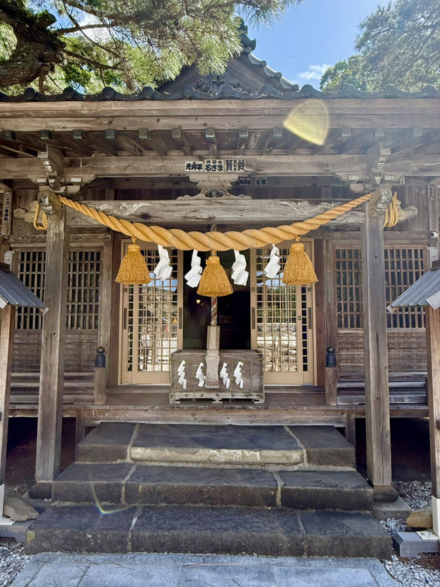 【長崎県】龍神伝説と海中鳥居が神秘的な神社