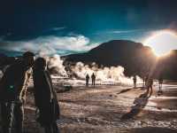 【チリ】世界最大級の間欠泉🌋煙がつくる自然の絶景！