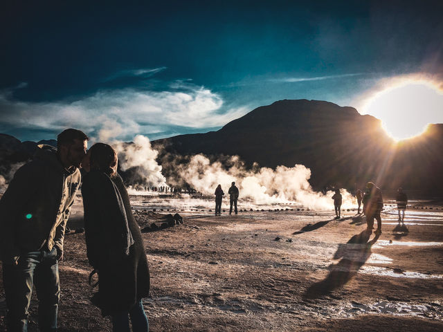 【チリ】世界最大級の間欠泉🌋煙がつくる自然の絶景！