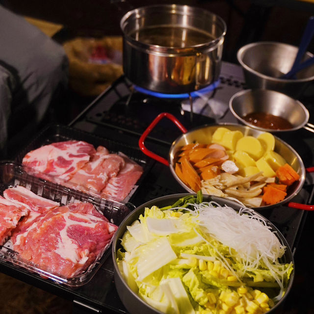 ภูหินร่องกล้า - ลานกางเต็นท์กลางป่าสน