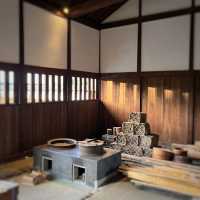 高山にある広大な歴史的建造物