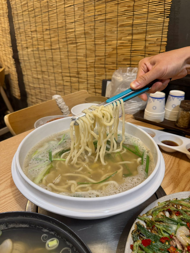 분위기도 맛도 최고 동동칼국수 ✨