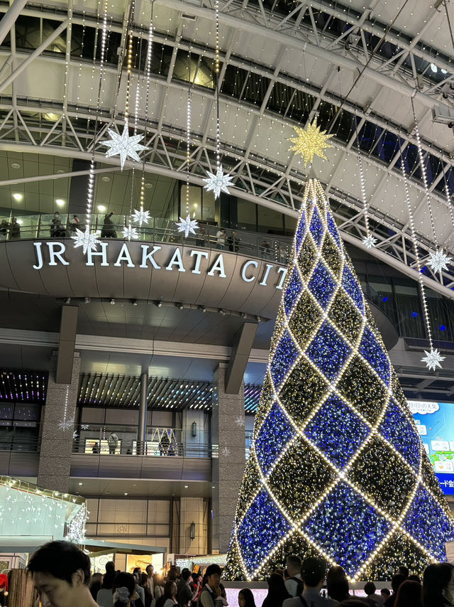 【福岡クリスマス】博多駅前を彩る素敵なクリスマスマーケット