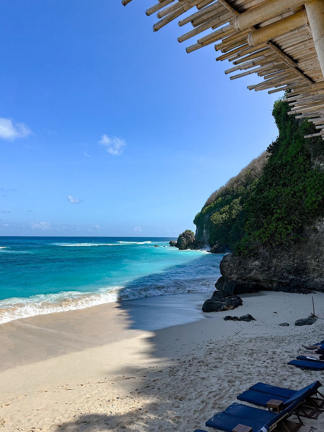 A Perfect Day at Sundays Beach Club