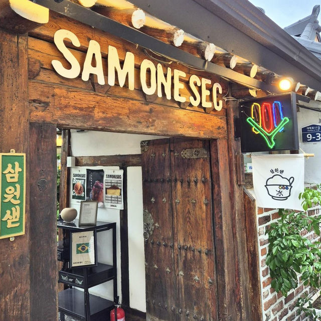 【韓国】知る人ぞ知る路地裏にあるおしゃれな韓屋カフェ