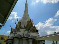 พาคุณพ่อ..ไหว้ศาลหลักเมือง
