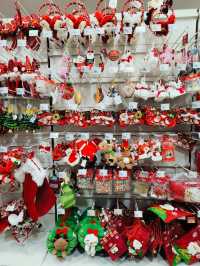 Transform Your Holiday Season with Mr. DIY’s Stunning Décor