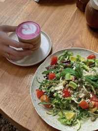 Alchemy Bali: Where Plant-Based Magic Meets Culinary Delight