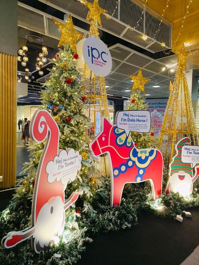 Soaking in the Christmas Magic at IPC Mall: A Solo Trip to Remember Soaking in the Christmas Magic at IPC Mall: A Solo Trip to Remember
