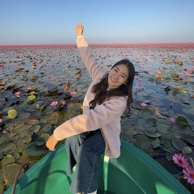 ทะเลบัวแดง - อุดรธานี