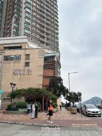 เดินชิลริมอ่าวที่ Kennedy Town ท่ามกลางวิวทะเล