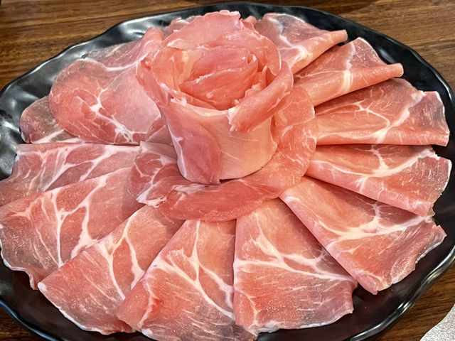 อะคิโยชิ ร้านต้นตำรับชาบู สุกี้ในตำนาน 