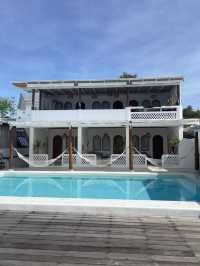 Yaya Malee Resort ที่พักแสมสาร สไตล์มินิมอล อบอุ่น