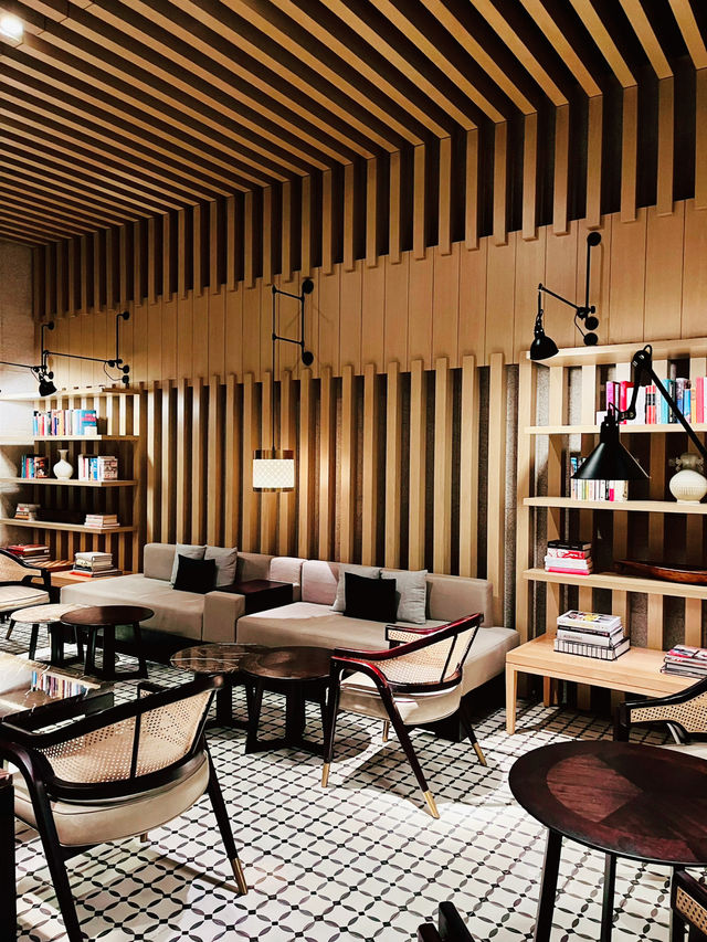 “The LIBRARI at The RuMa: A Timeless Escape for Elegant Afternoon Tea”