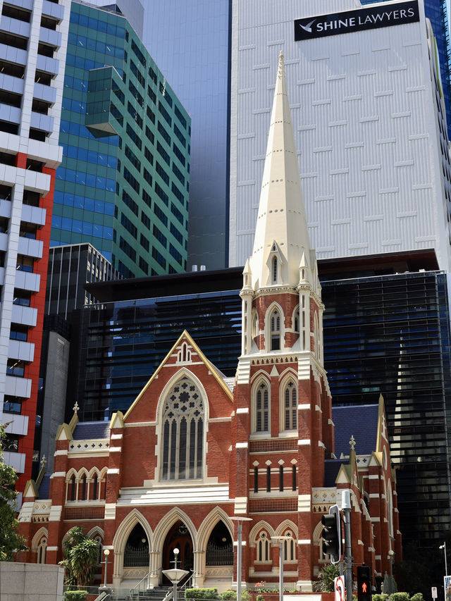 探索Albert Street Uniting Church：靜謐與歷史的交匯 ⛪️✨