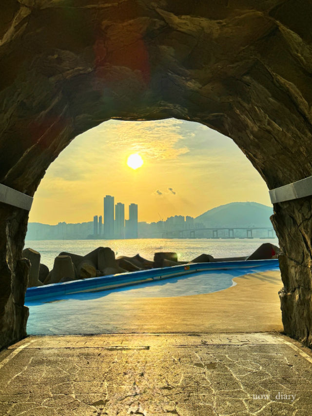 부산의 산토리니, 영도 흰여울마을을 아시나요?