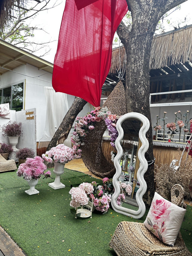 นั่งห้อยขา @ นครชัยศรี