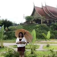 วัดสิรินธรวรารามภูพร้าว (วัดเรืองแสง)