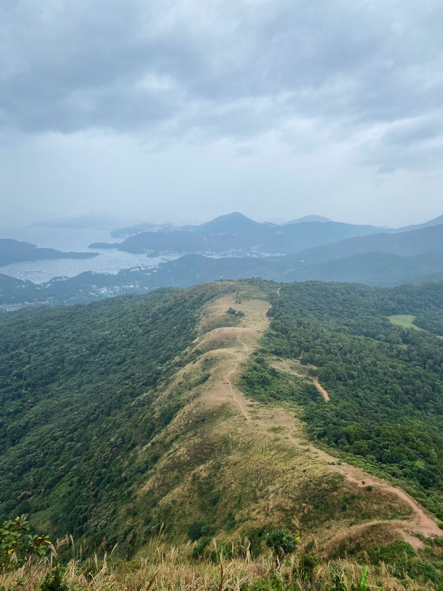 大金鐘⛰️，西貢的金字塔山
