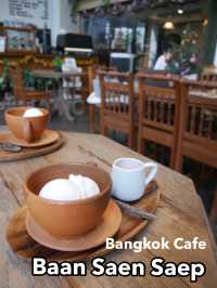 【バンコク】隠れ家カフェ☕️ピアノも弾ける素敵空間🎹BaanSaenSaep