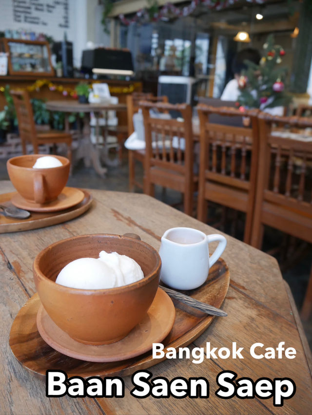 【バンコク】隠れ家カフェ☕️ピアノも弾ける素敵空間🎹BaanSaenSaep