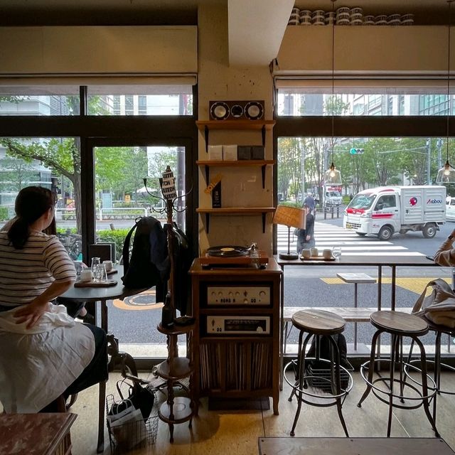 impressive cafe