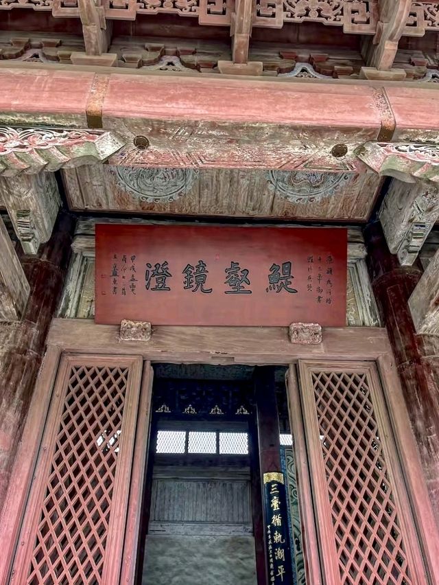 Haishen Temple: The Majestic "Silver Luan Hall" of Zhejiang
