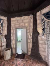 บ้านฮอบบิท! ที่พักสุดแฟนตาซีที่ต้องไปพัก