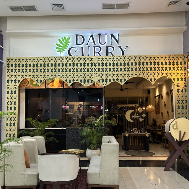 Daun Curry Restaurant to taste three countries’ cuisine