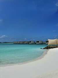 Sculptural Serenity and Oceanfront Indulgence at The Ritz-Carlton Maldives, Fari Islands