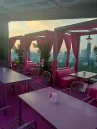 【バンコク】ピンクが可愛い💝The Cassette Sky Bar
