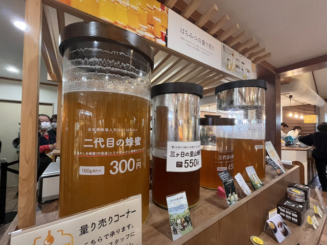 美味しいハチミツに引き寄せられて 長坂養蜂場@浜松・三ヶ日🐝