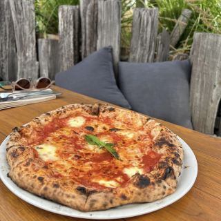 🇦🇺 A restaurant surrounded by beautiful vineyards and bushland